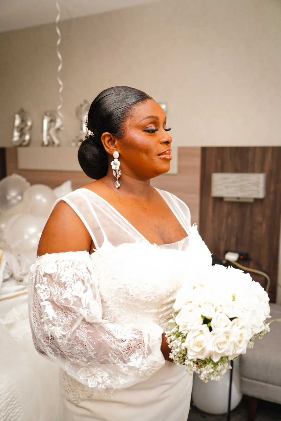 Love & Vows — photograph 2 of 35