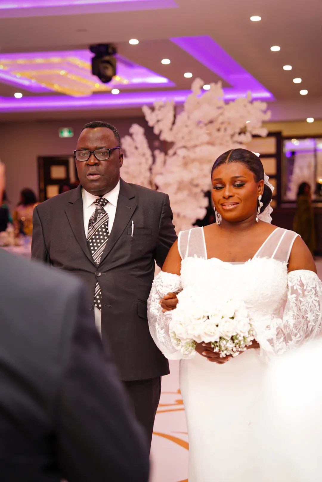 Love & Vows — photograph 4 of 35